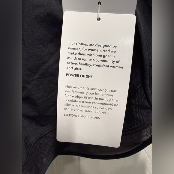 Athleta Mesh Racer Run 2.5" Short in Black-Size XXS-NWT - Picture 5 of 11